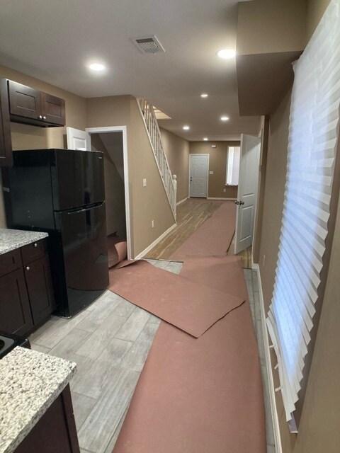 Building Photo - 4523 Parrish St