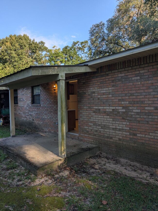 Building Photo - 8790-8793 Louvinia Way
