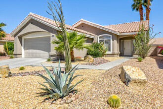 Building Photo - 78938 Waterford Ln