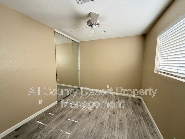 Building Photo - 43714 Aztec St