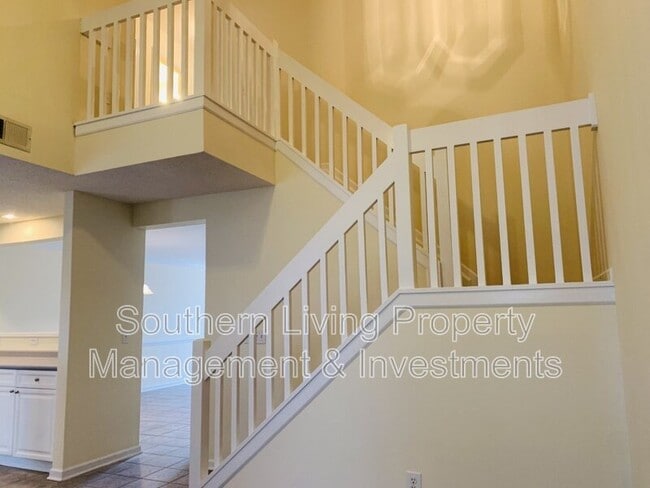 Building Photo - 9436 Elizabeth Townes Ln