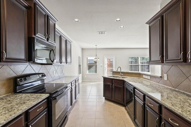 Building Photo - 9617 Tipperary Dr