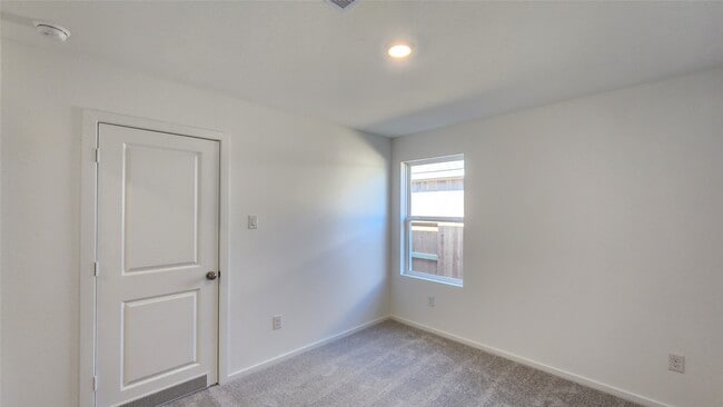 Building Photo - 6418 Begonia Trellis Dr