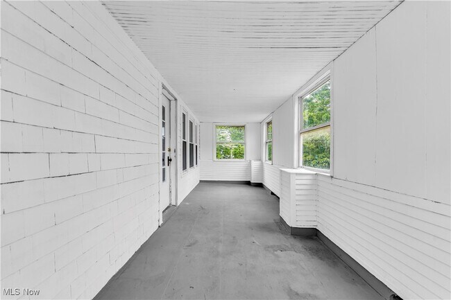 Building Photo - 10128 Unity Ave