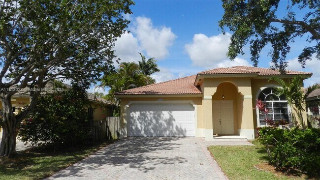 Primary Photo - 16020 SW 91st Ct