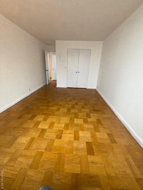 Building Photo - 415 E 37th St