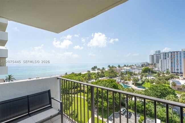 Building Photo - 1201 S Ocean Dr
