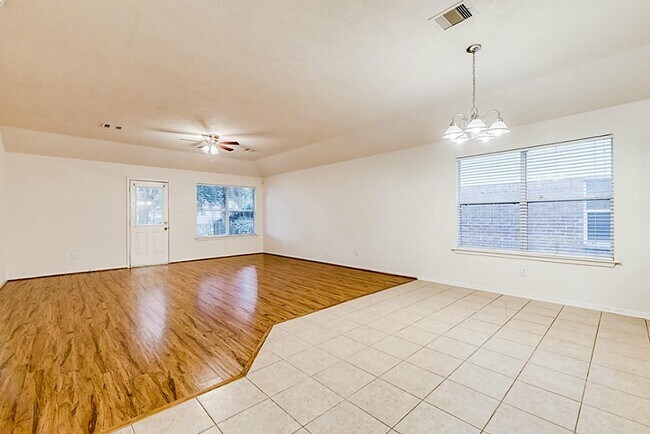 Building Photo - 25831 Chapman Falls Dr