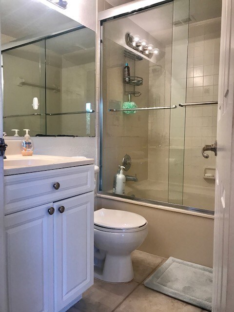 Building Photo - 8050 Severn Dr