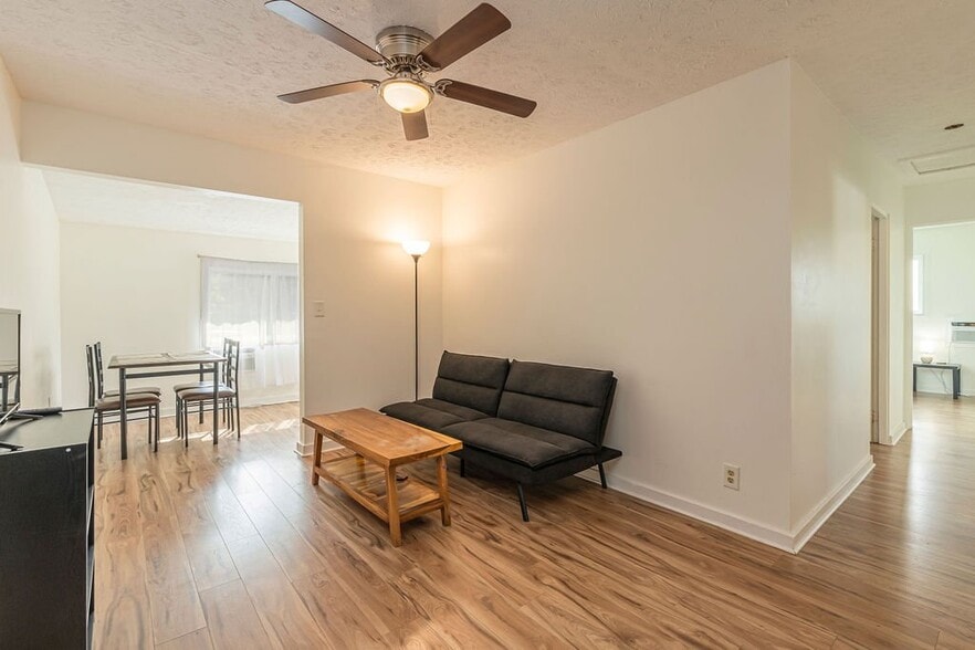 Building Photo - 76-6226-6226 Plumeria Rd