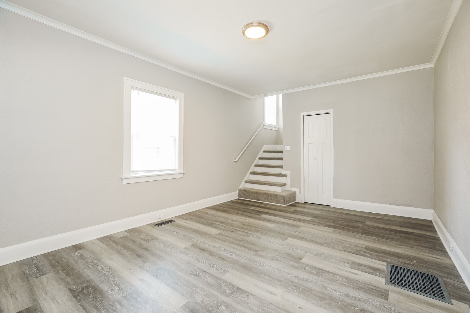 Building Photo - 3806 Watson Ave