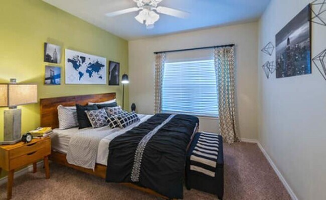 Building Photo - 2 bedroom in Richmond TX 77469