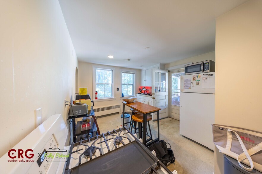 Building Photo - 1026 Chestnut St