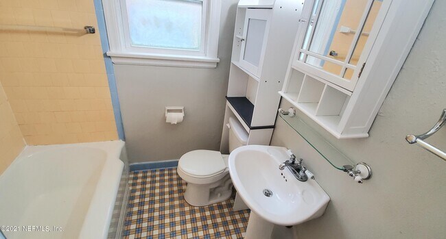 Building Photo - 1123 Brierfield Dr