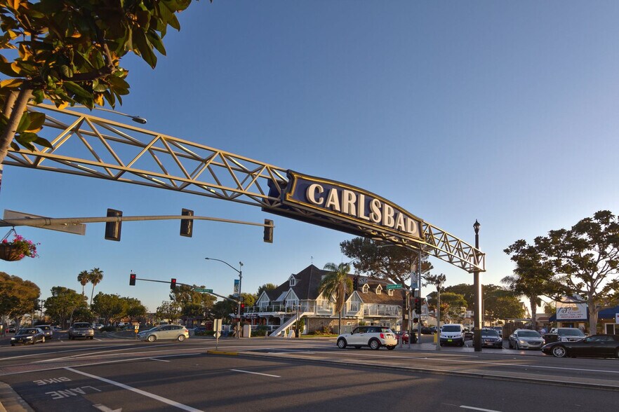 Building Photo - 5194 Carlsbad Blvd