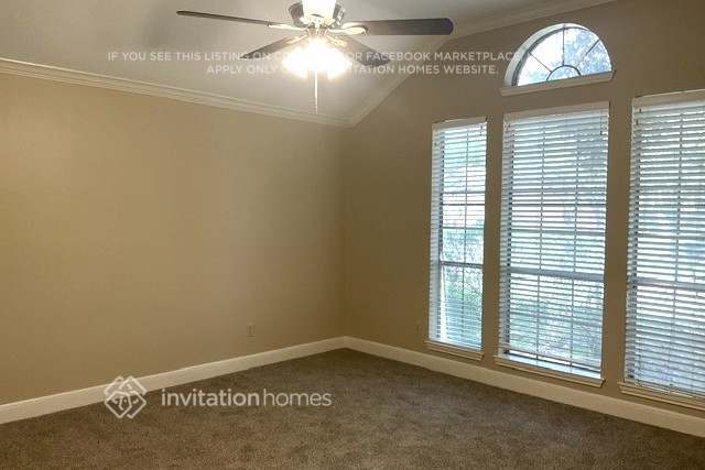 Building Photo - 2113 Pleasant Valley Dr