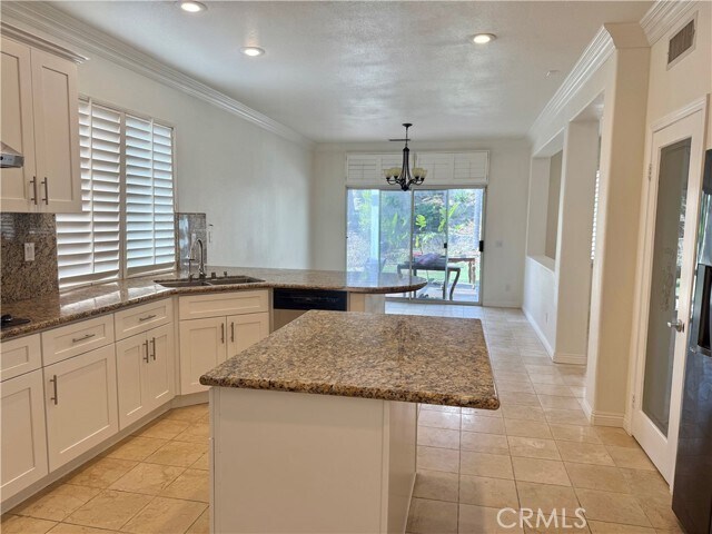 Building Photo - 5772 Parke Cir