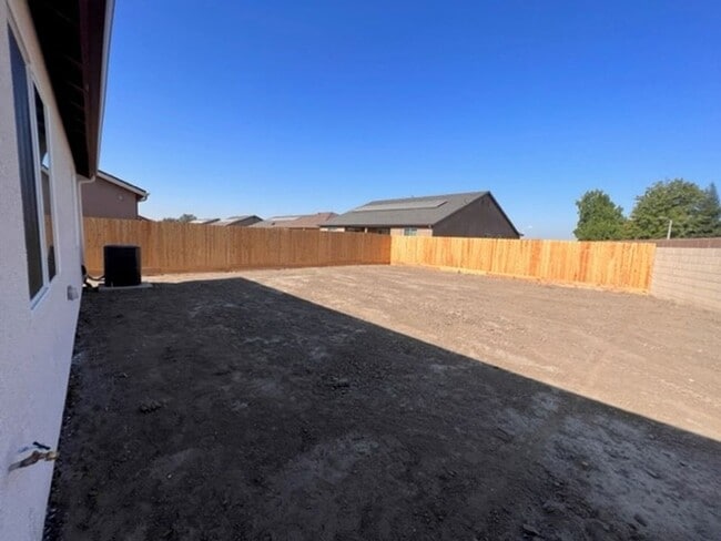 Building Photo - Coming Soon!