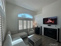 Building Photo - 28173 Via Luis