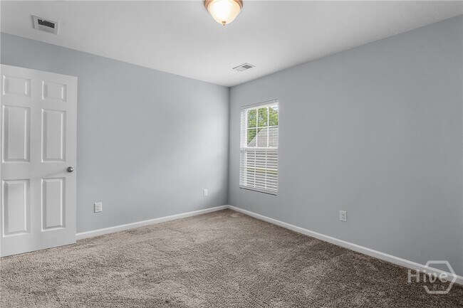 Building Photo - 307 Grasslands Dr