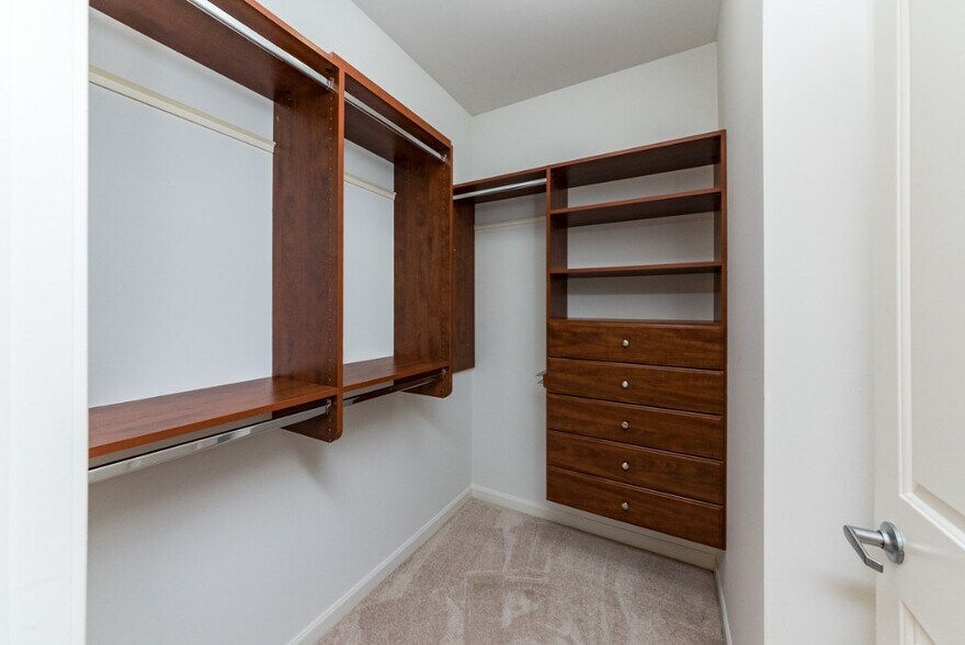 Building Photo - 1464 S MICHIGAN Ave