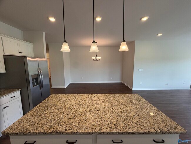 Building Photo - 238 Schoolhouse Dr