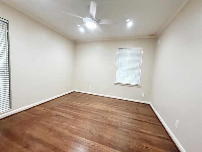 Building Photo - 5545 Pagewood Ln