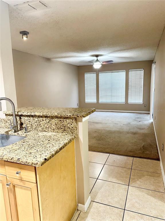 Building Photo - 1055 S Hiawassee Rd