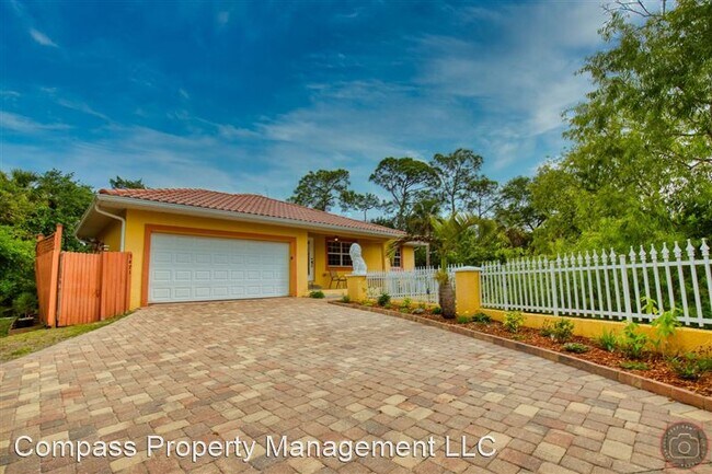 Building Photo - 3471 Datura Rd