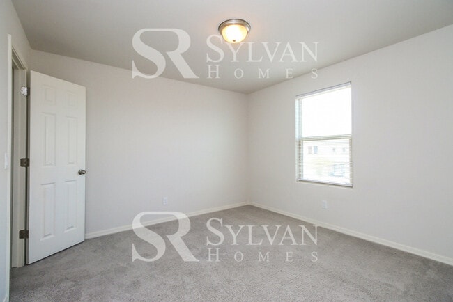 Building Photo - Coming HOME never felt so good!