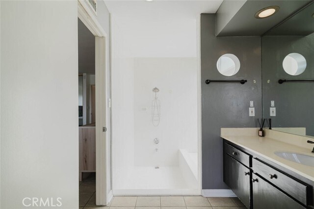 Building Photo - 906 Whitehaven Terrace