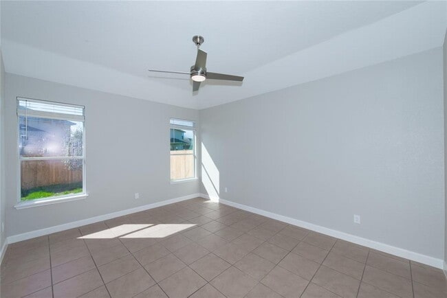Building Photo - 141 Kype Cove