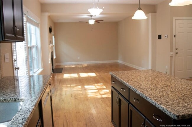 Building Photo - 44 Coswell Ct