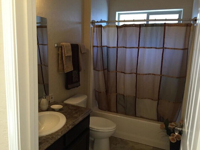 Building Photo - 1531 Tranquil Ln