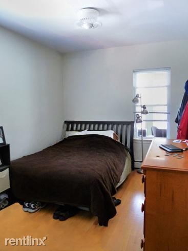 Building Photo - 3 br, 2 bath Triplex - 25 Raymond St 2