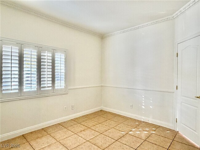 Building Photo - 8896 Tomnitz Ave