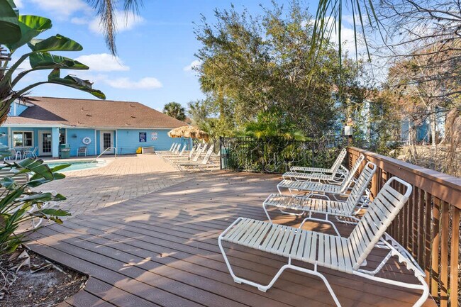 Building Photo - 5095 Siesta Lago Dr