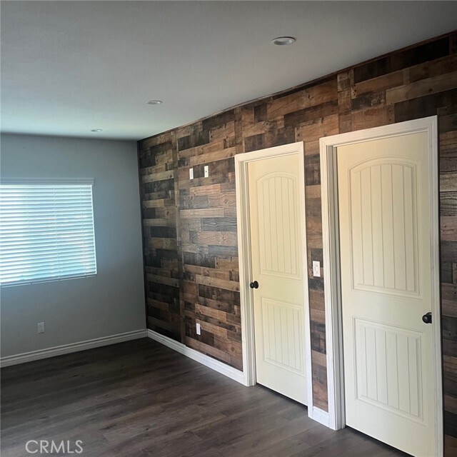 Building Photo - 7239 Sterling Ave