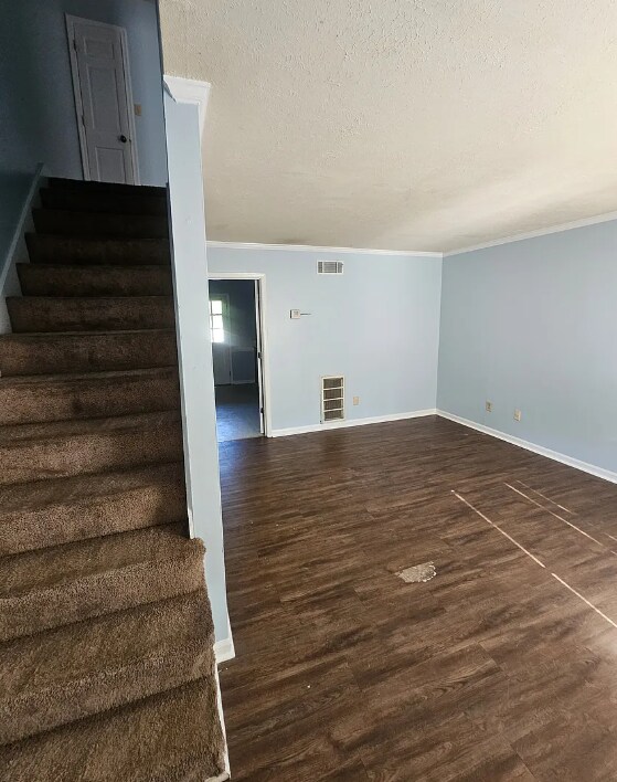 Building Photo - 1127 Eager Ave