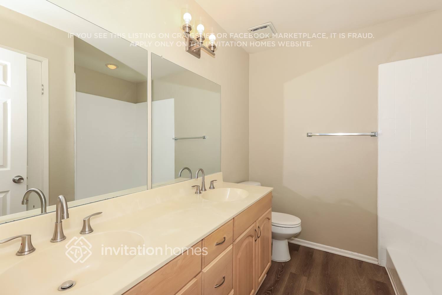 Building Photo - 11579 Ridgecrest Ln