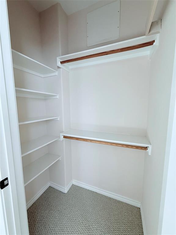 Building Photo - 300 Western Sky Trail