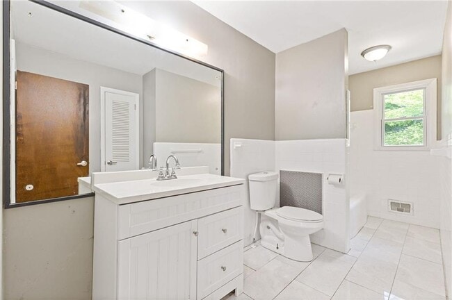 Building Photo - 3269 Pamlico Dr SW