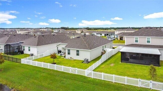 Building Photo - 1061 Chasetree Ln