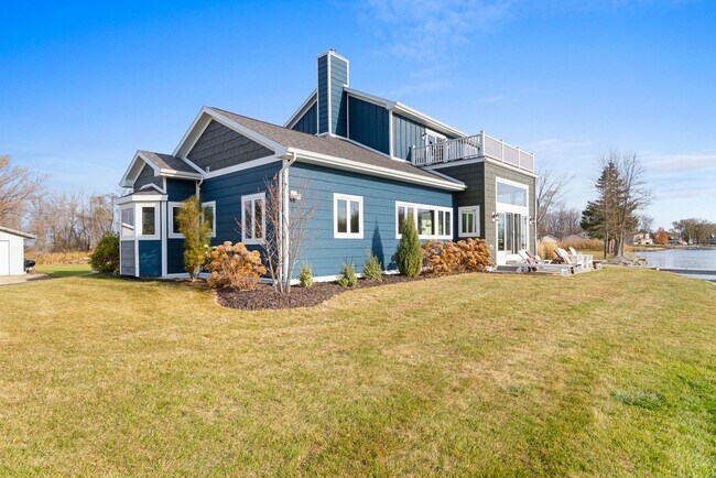 Building Photo - 1571 Harbor Rd