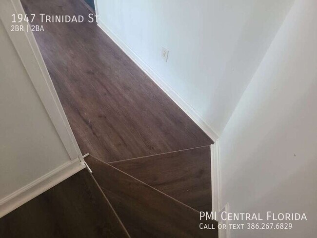 Building Photo - 1947 Trinidad St