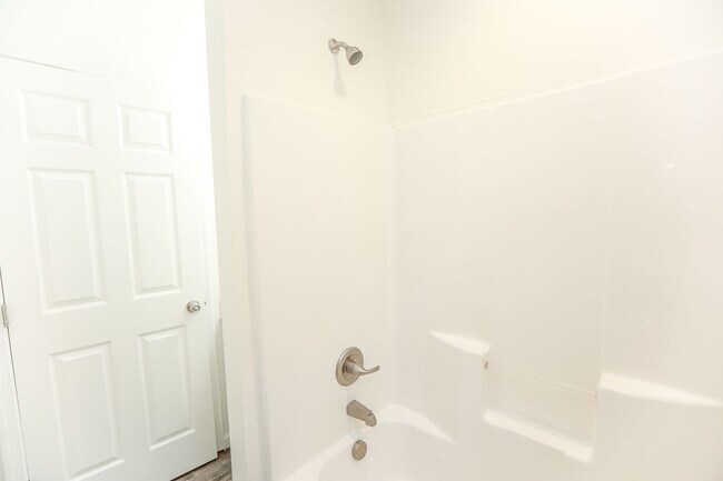 Building Photo - Rare Find! Renovated 3BR/2BA Home in Norfolk – Available Now