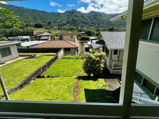 Building Photo - 3313 Manoa Rd