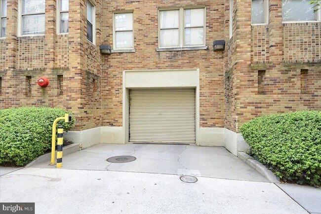 Building Photo - 2440 16th St NW