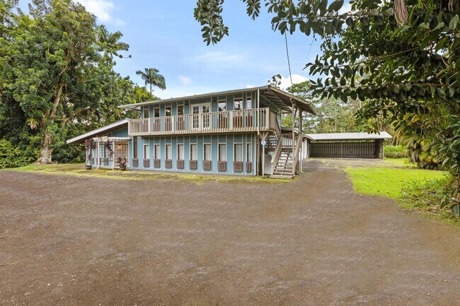 Building Photo - 17-715 Ala Loop