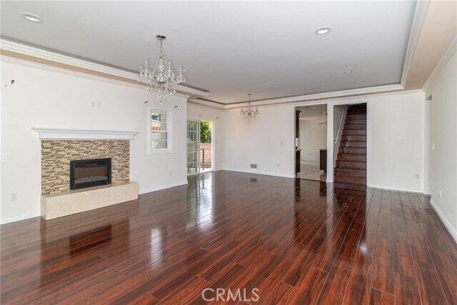 Building Photo - 10610 Nassau Ave